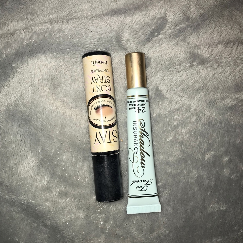 2 Eyeshadow Primers (benefit and too faced)